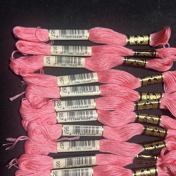 DMC25 Embroidery yarn made in France 50 skeins - Picture 4 of 5